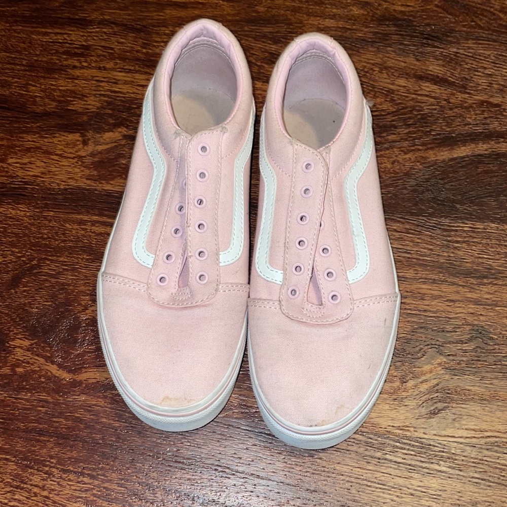 light pink vans, come with laces